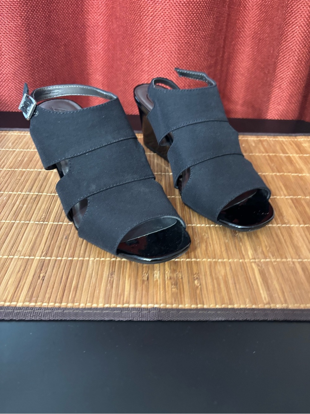 black wedge sandals, likely from the brand LifeStride size 9